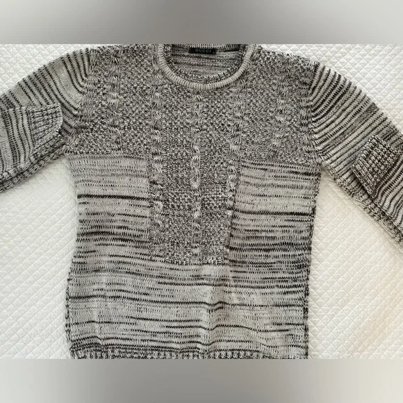 Vintage Gucci Women's Cable Knit Sweater in Chocolate and White Size M